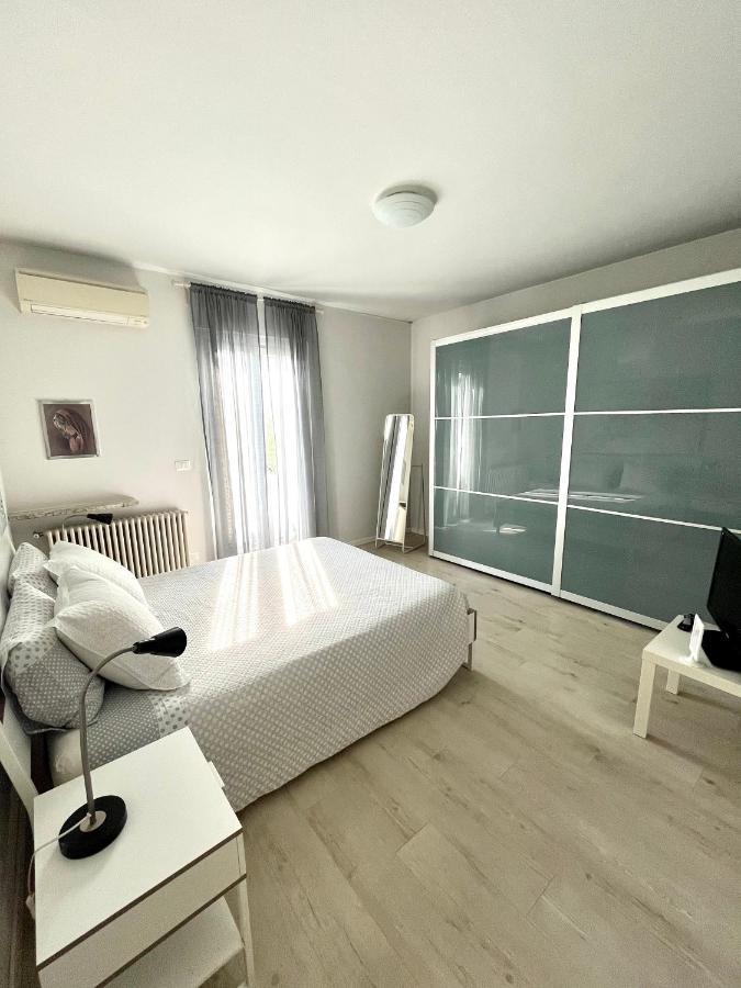 Your Familyapartment in Sirmione Extérieur photo