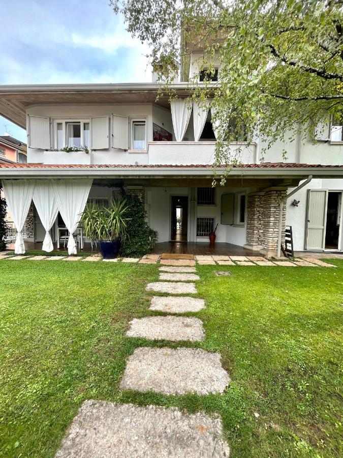 Your Familyapartment in Sirmione Extérieur photo